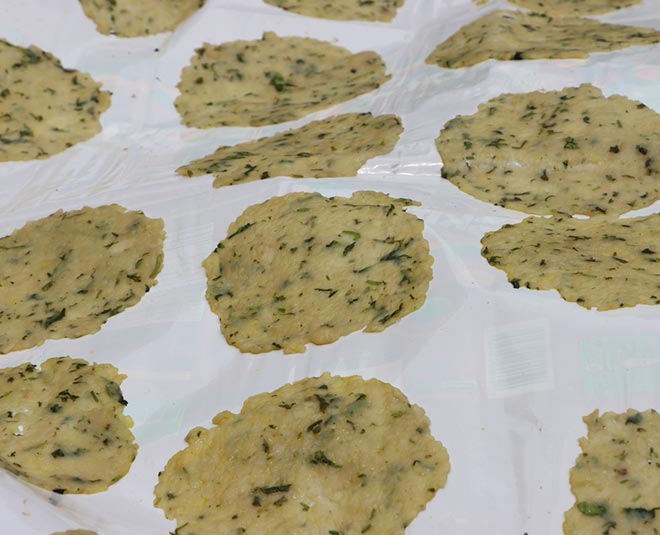 aloo ke papad kaise banaye