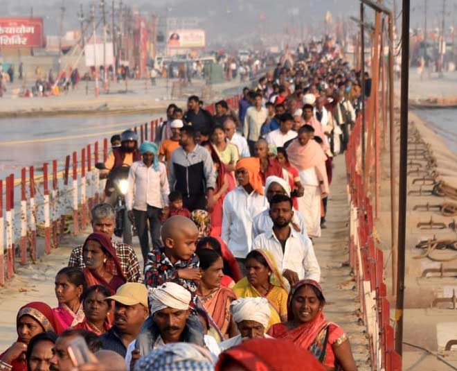 devotees snaan prayagraj