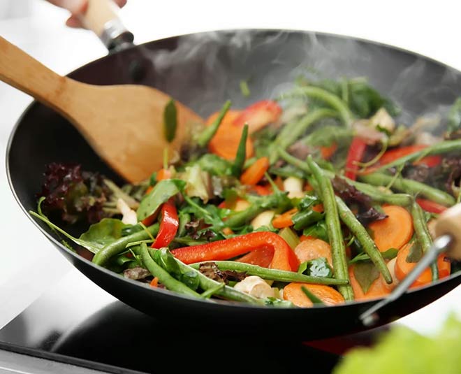 foods to never cook in iron kadhai inside 