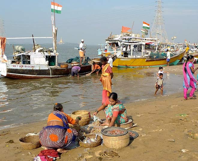 Know About Some Beaches Near Mumbai In Hindi