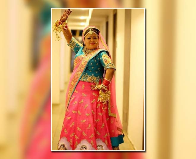 lehenga style for belly fat