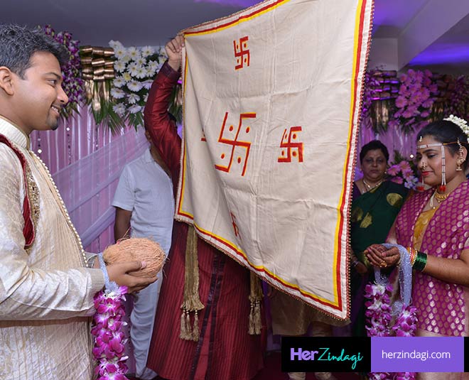 maharashtrian wedding inside 