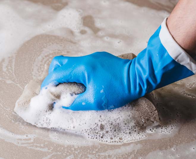दाग-धब्बों को हटाएं the epsom salt cleanse