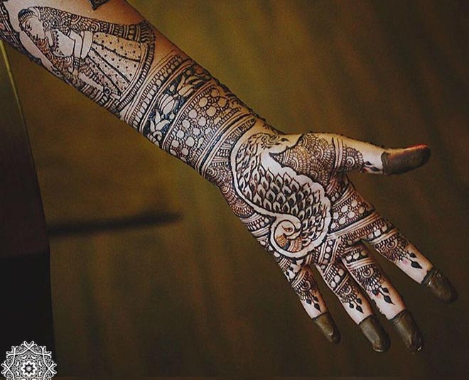 New bridal mehandi design ✨with Barat and doli #bride #groom  #groominspiration #bridetobe #barato #baarat #brideandgroom #superfast  #c... | Instagram