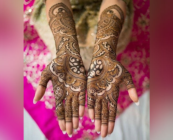 Latest Mehandi Design: दुल्हन की खूबसूरती में चार चाँद लगा देंगे मेहंदी के  ये डिजाइन, लूट लेंगी लाइम लाइट