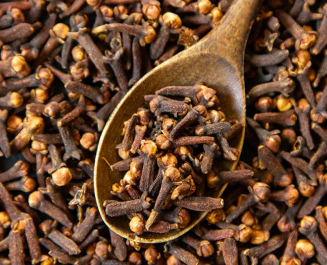 clove in wisdom tooth