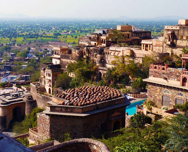 neemrana fort