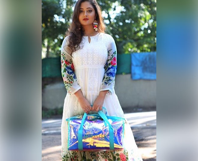 rashmi white look inside 