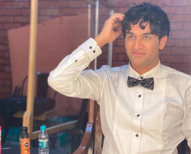 vikas gupta net worth