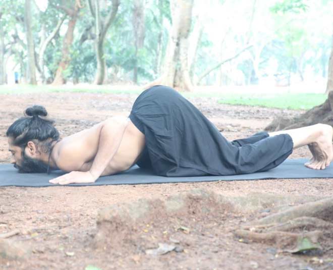 Ashtanga Pranamasana