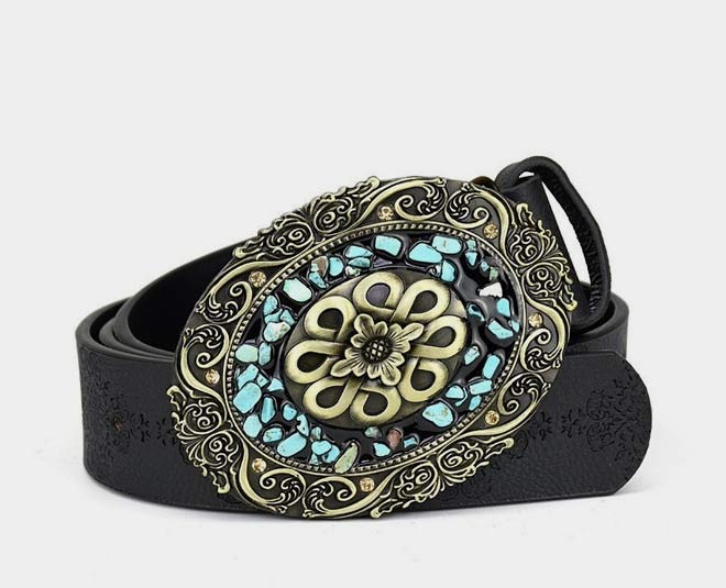 Oversized Buckle Belt with Chain