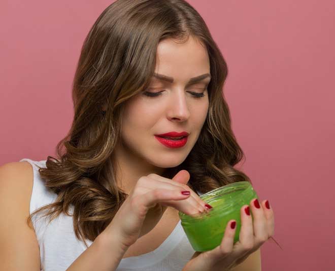 aloe vera gel dark skin