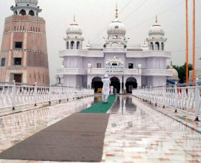 damdama sikh temple tourist places in  bathinda