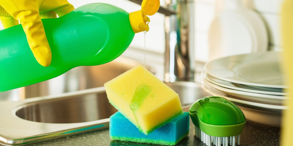 10-unusual-ways-to-use-dishwashing-liquid-in-hindi