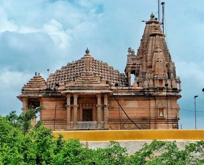 famous manu bhan tekari temples in bhopal