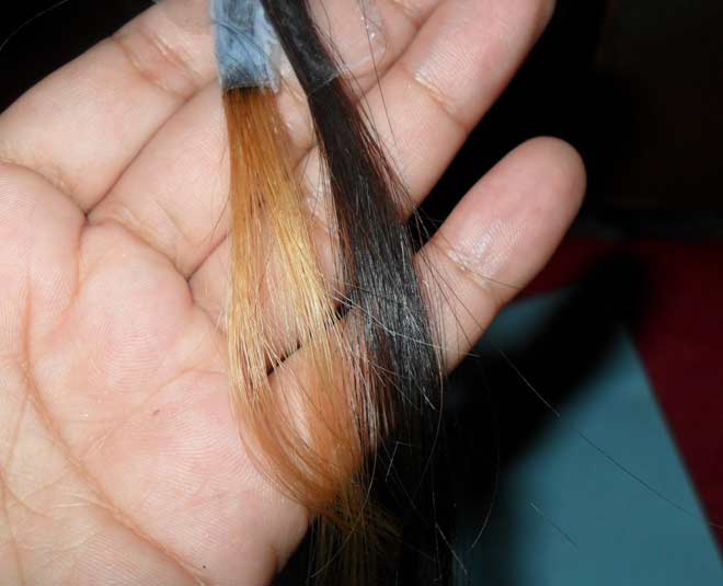 Try A Single Strand Before You Colour Your Entire Hair Herzindagi