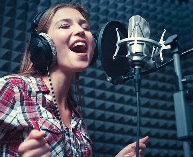 Love To Sing? Here Are Some Health Benefits Of Doing It | HerZindagi