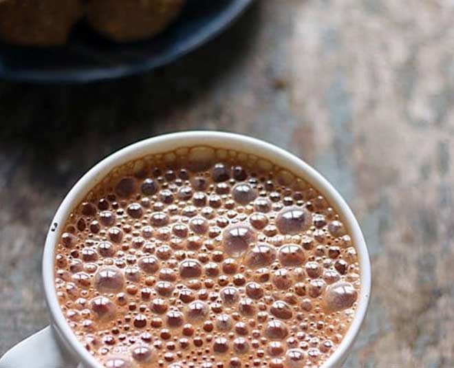 गुड़ की चाय बनाते वक्त ट्राई करें ये ट्रिक jaggery tea