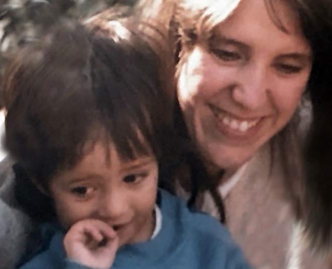 अपनी मां के बहुत करीब हैं कैटरीना katrina kaif mother unseen pictures