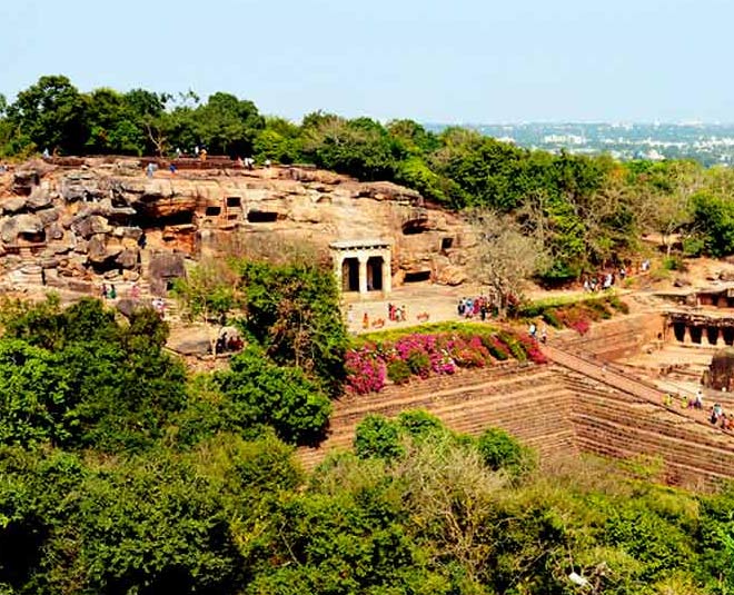 khandagiri caves in odisha