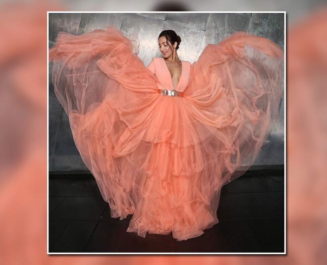 Celebrity Approved Orange Gowns That Will Make You Look Red Carpet ...