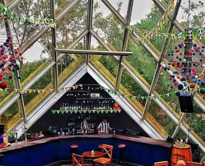 monkey bar restaurant in delhi