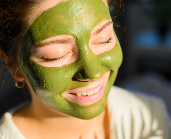 moong dal honey face pack apply