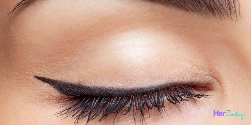 Oily Eyelids? Follow This Guide To Prevent Them Oily Eyelids? Follow This Guide To Prevent Them