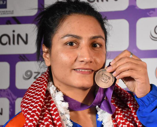 All About Middleweight Boxer Pooja Rani And Her Inspiring Journey To The  Top