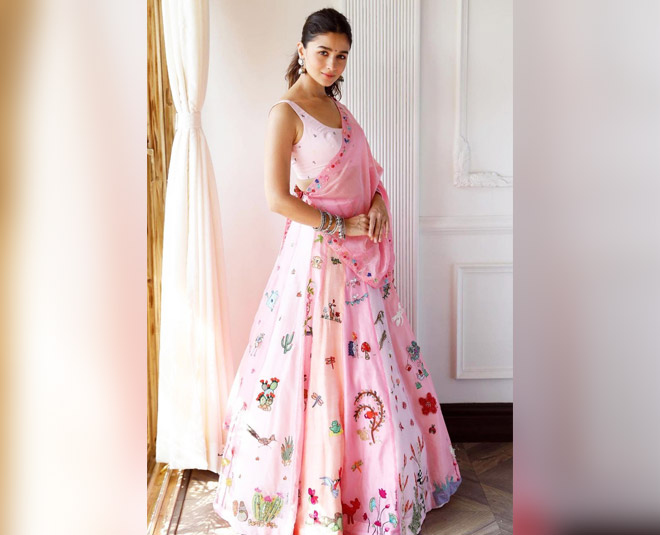 Go Pink Or Go Home: Alia Bhatt Vs Mahira Khan: Which Gorgeous Lady Rocked  The Strapless