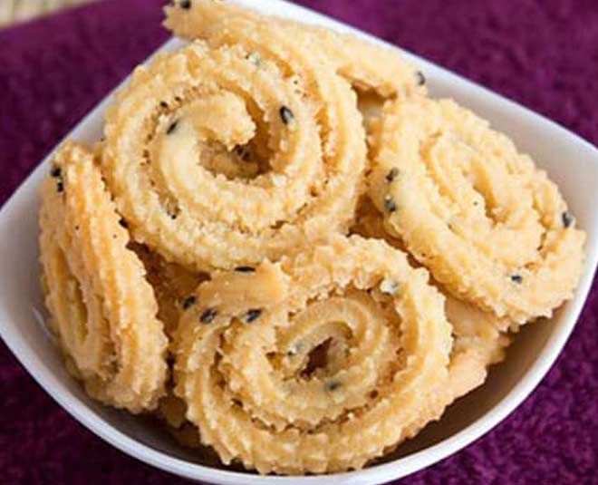 raw rice chakli
