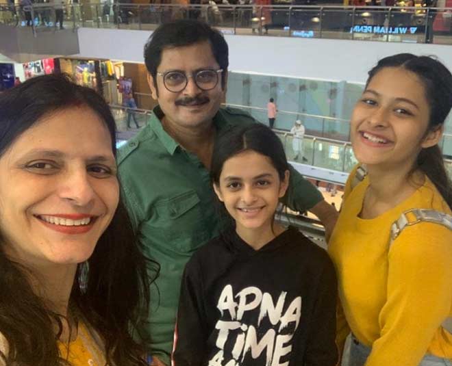 rohitash gour rekha gour daughters