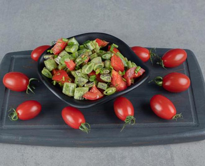 seasonal salad with red cherry tomatoes 