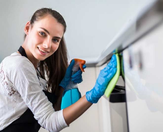 tips to keep kitchen cabinet clean