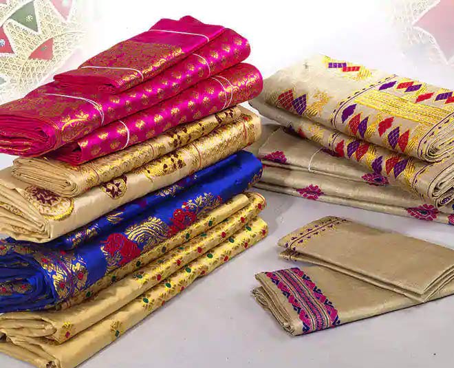 ways to transform old saree