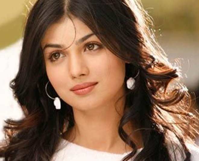 आयशा टाकिया- . ayesha takia