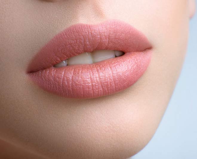 Monsoon Lip Care Tips For Soft Lips-होंठ फटने की समस्या से मानसून में आप भी हैं परेशान? इन लिप केयर टिप्स को करें फॉलो