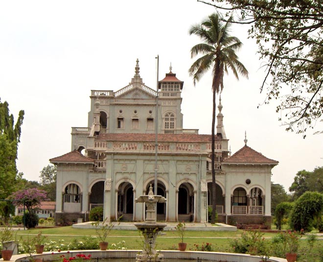 aga khan palace history in pune inside