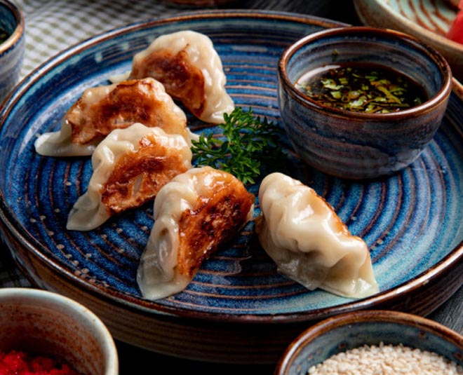 best places to eat momos meghalaya inside