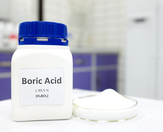 boric powder to prevent cockroaches