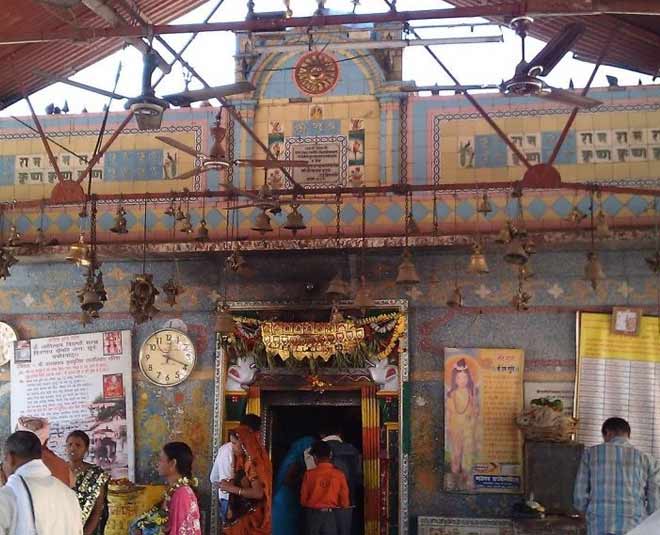 ब्राह्मणया देव मंदिर, उन्नाव-मध्य प्रदेश brahmanya mandir