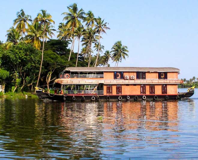 famous places to visit kumarakom in kerala