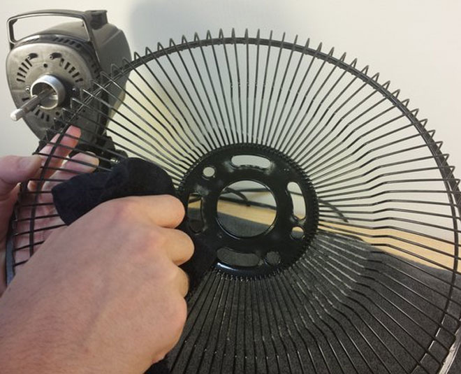 How To Clean Your Table Fan At Home HerZindagi