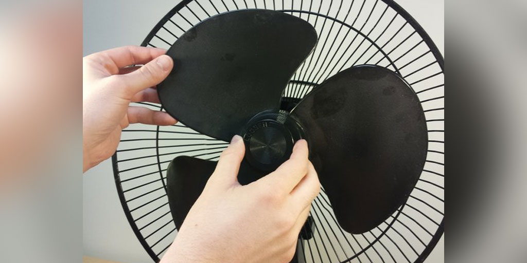 How To Clean Your Table Fan At HomeHere’s How To Clean Your Table Fan