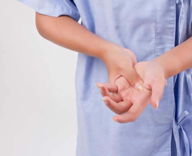 how to ease wrist pain from typing