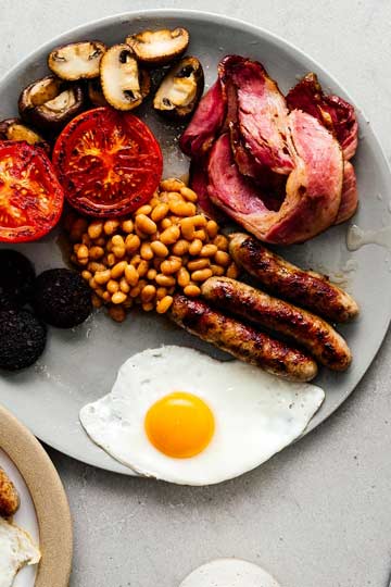Here Is How To Set The Perfect English Breakfast Table!