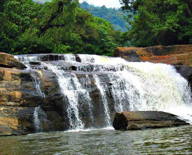 idukki famous places to visit waterfall inside 