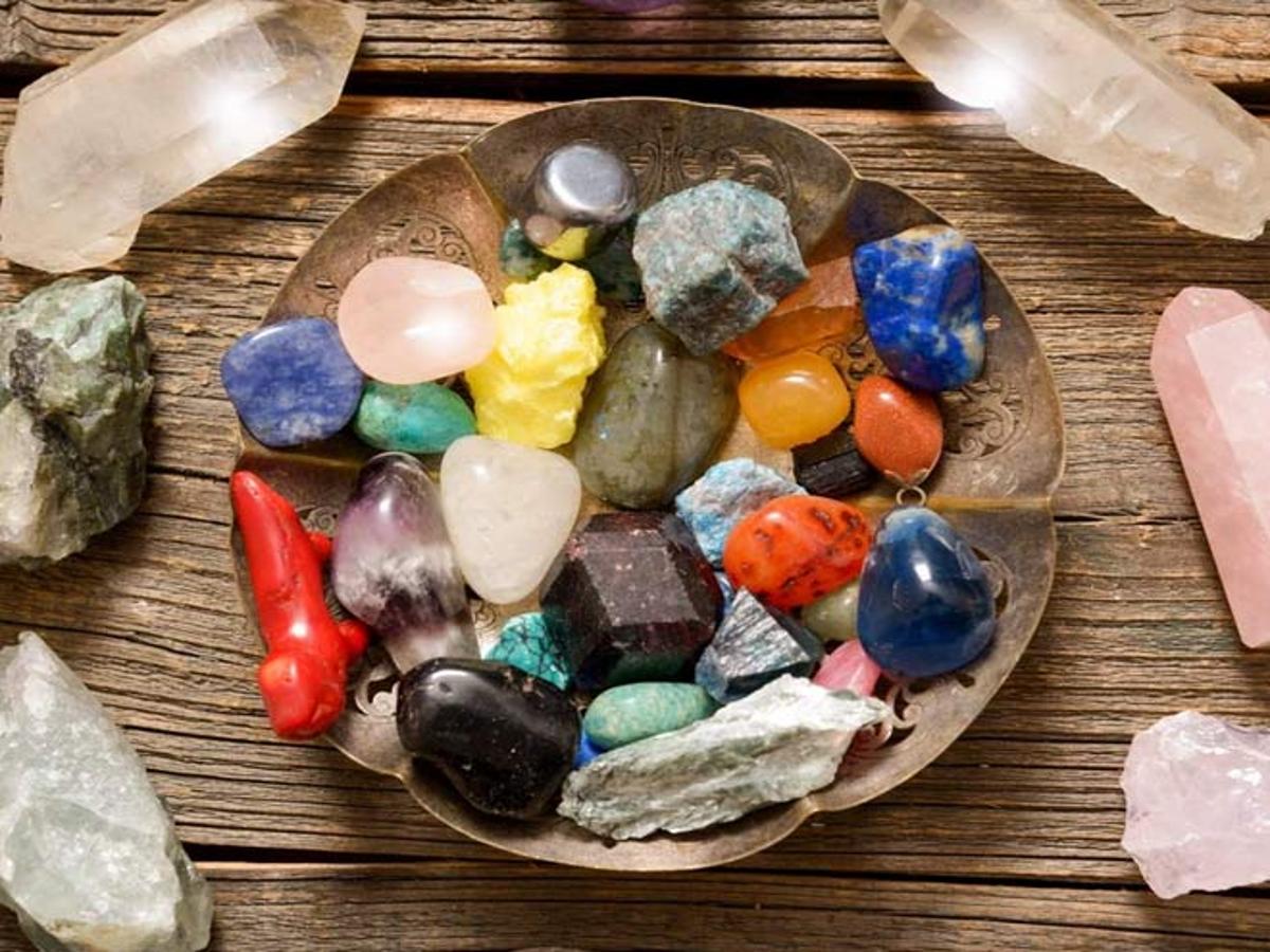Which Gemstones Can Be Worn Together? 
