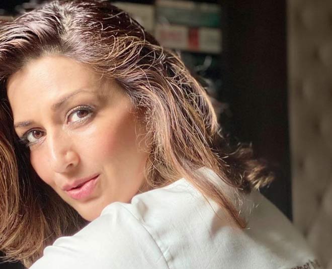inside  Sonali Bendre