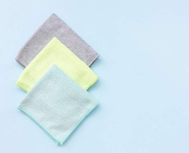 inside   Microfiber Clothes washing tips